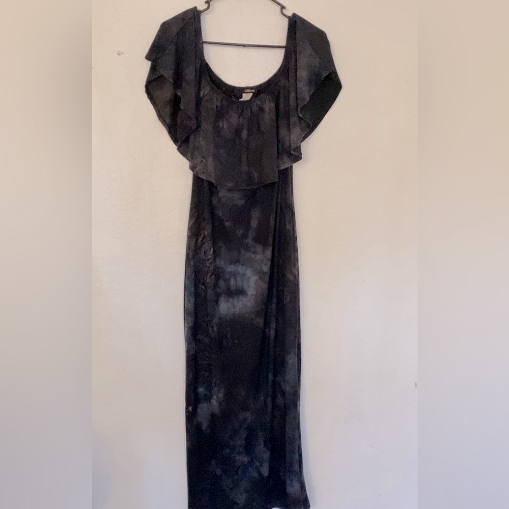 Sleeveless long maxi dress, dress up or down, size 1XL, black tie die
